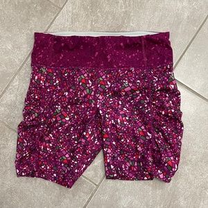 Lululemon Speed Track workout shorts with pockets